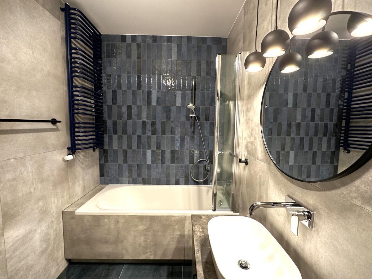 Apartament Lotnisko Chopina Warsaw Airport Kültér fotó