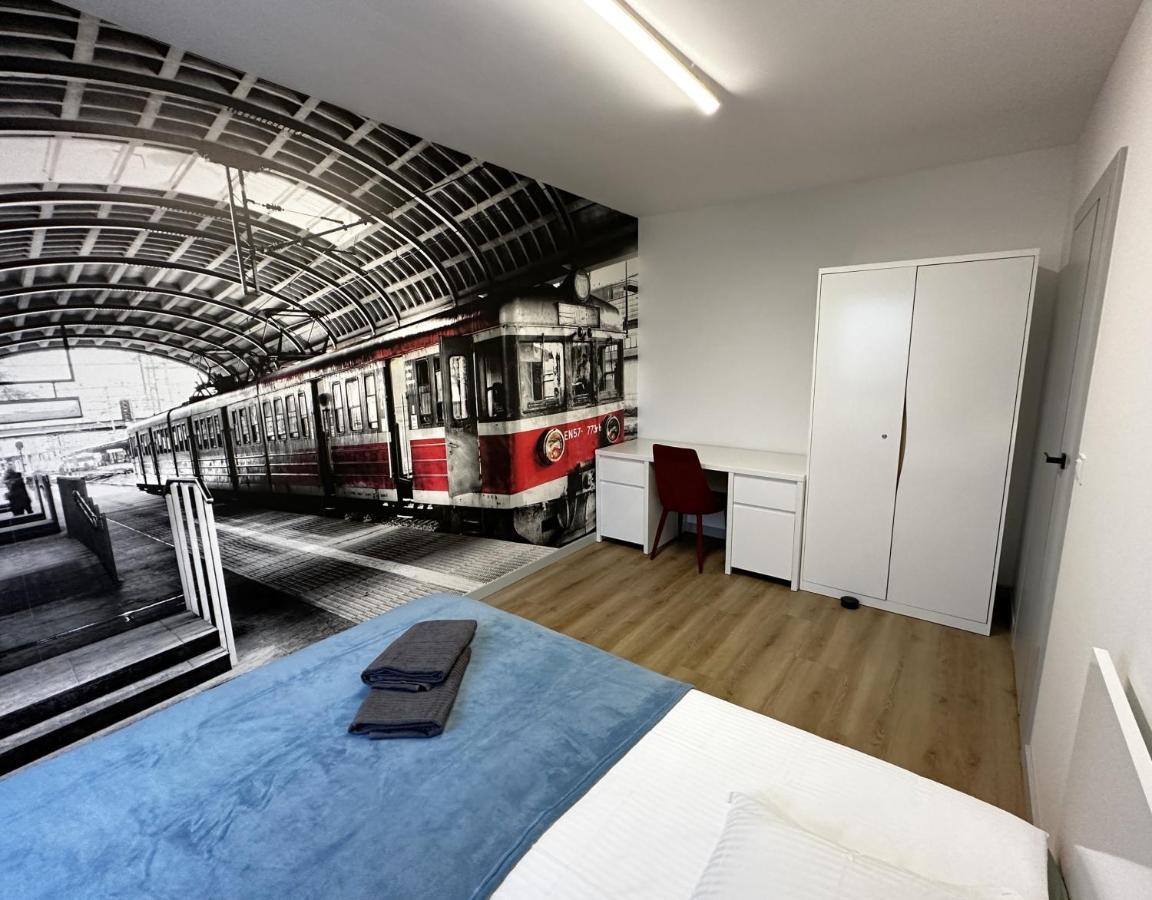Apartament Lotnisko Chopina Warsaw Airport Kültér fotó