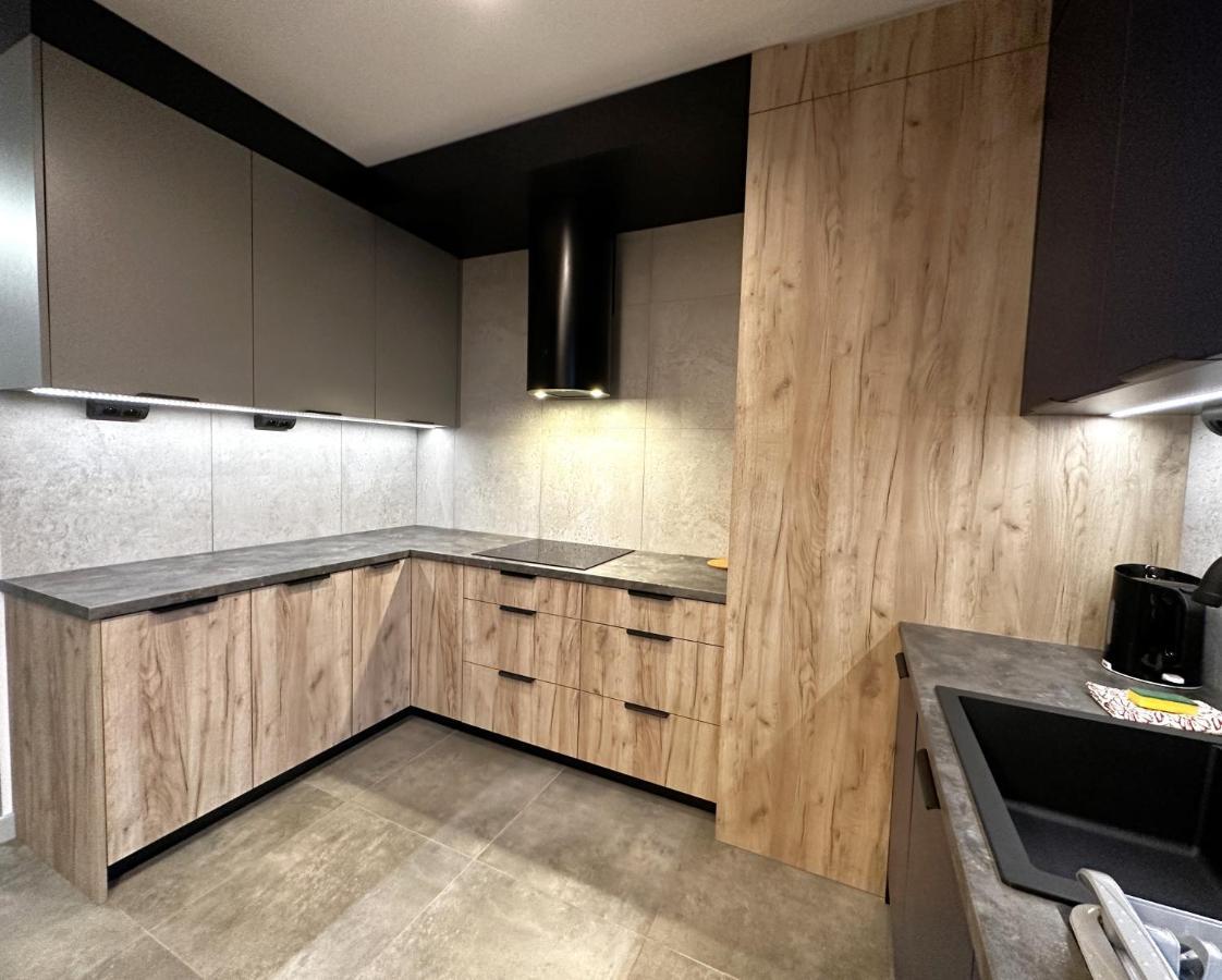 Apartament Lotnisko Chopina Warsaw Airport Kültér fotó